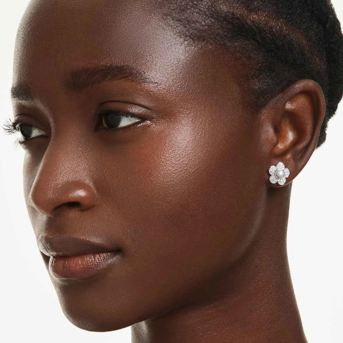 Ariana Grande x Swarovski stud earrings