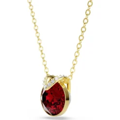 Bella V pendant