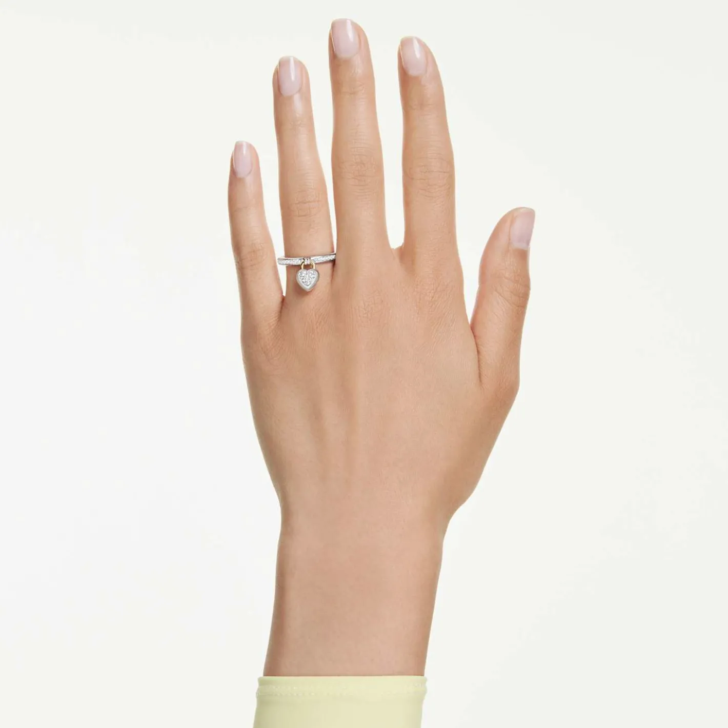 Idyllia motif ring