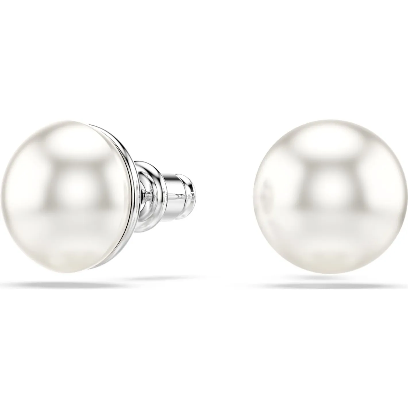 Matrix stud earrings