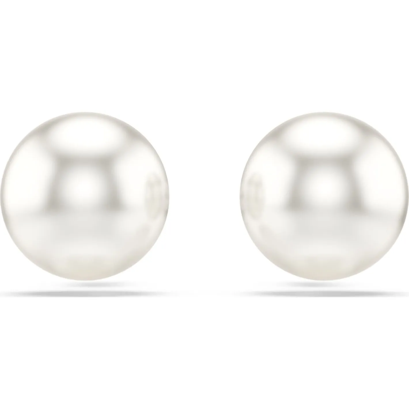 Matrix stud earrings