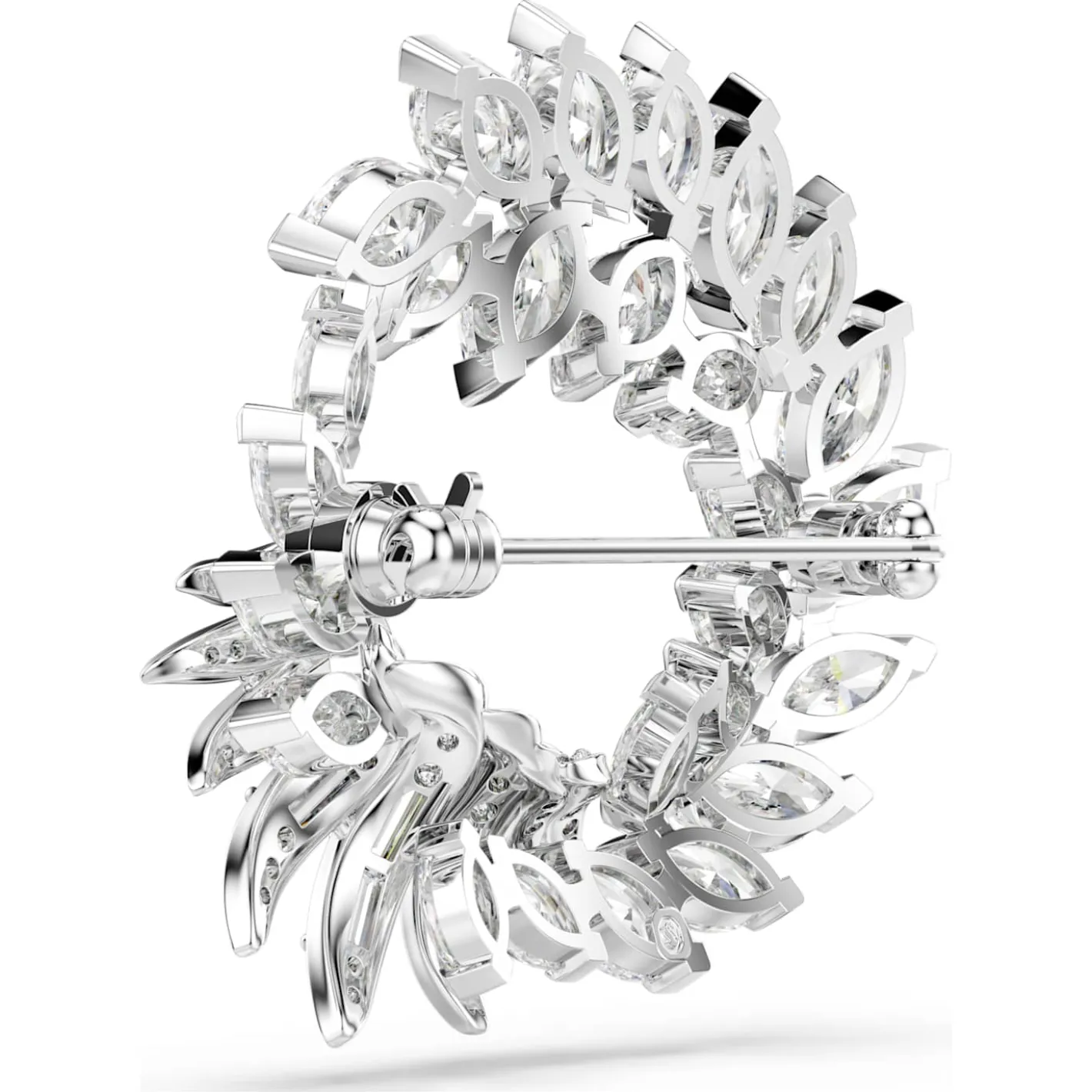Mesmera brooch