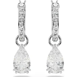 Stilla drop earrings