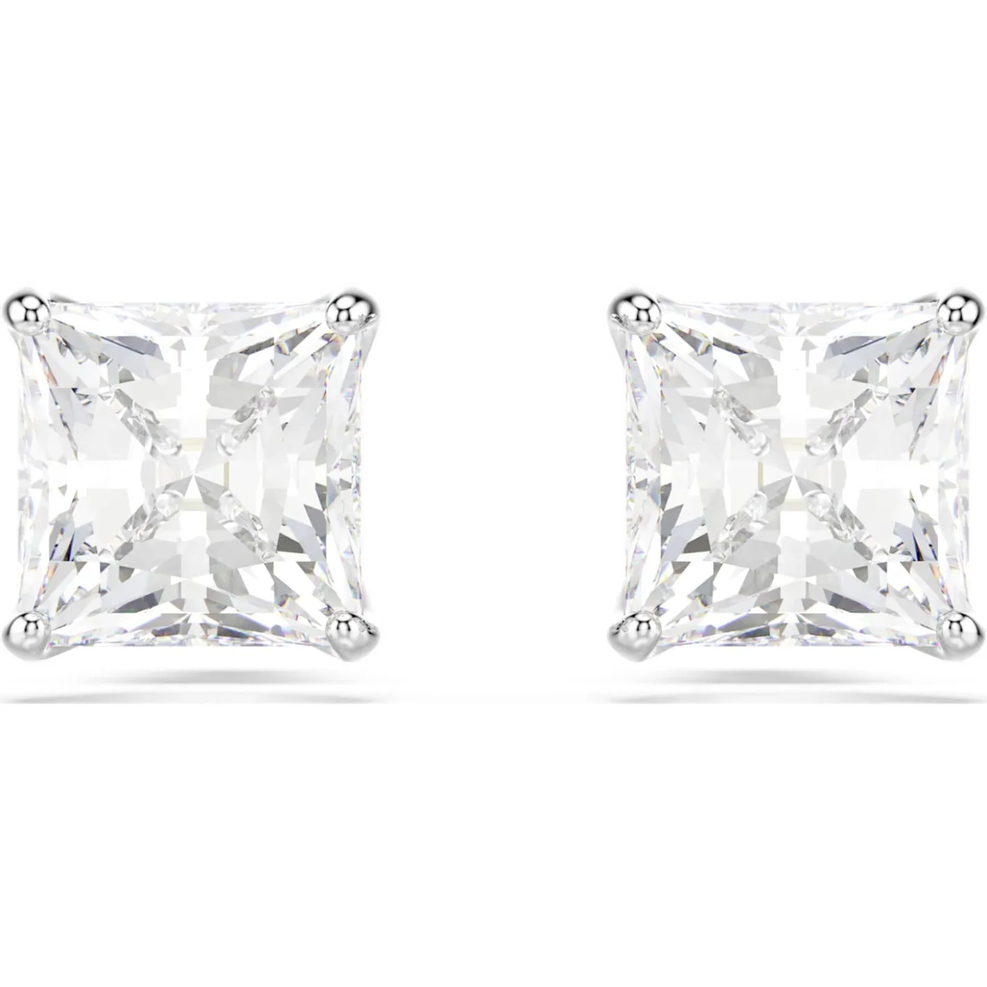 Stilla stud earrings