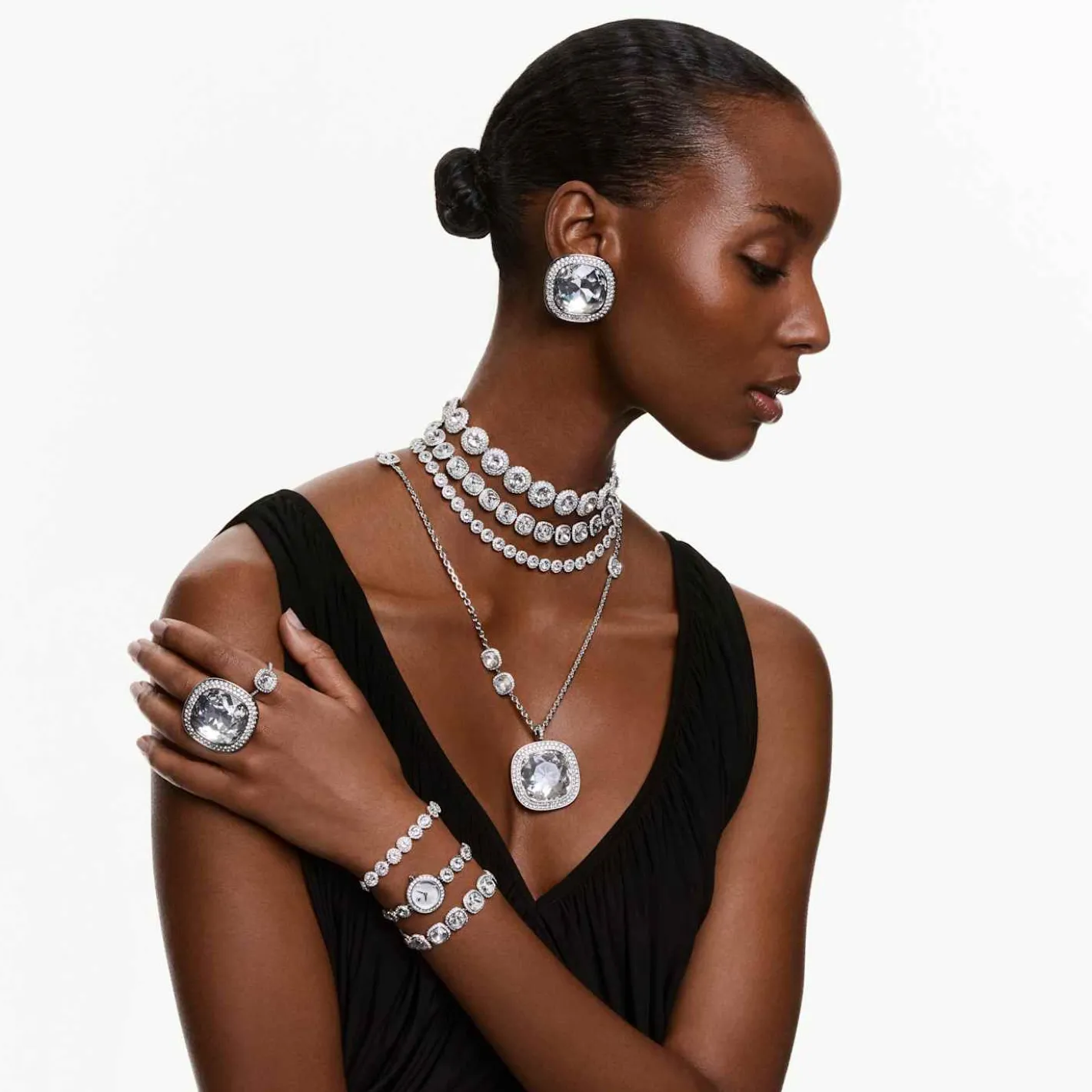 Una Angelic pendant and brooch