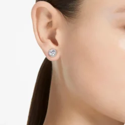 Una Angelic stud earrings